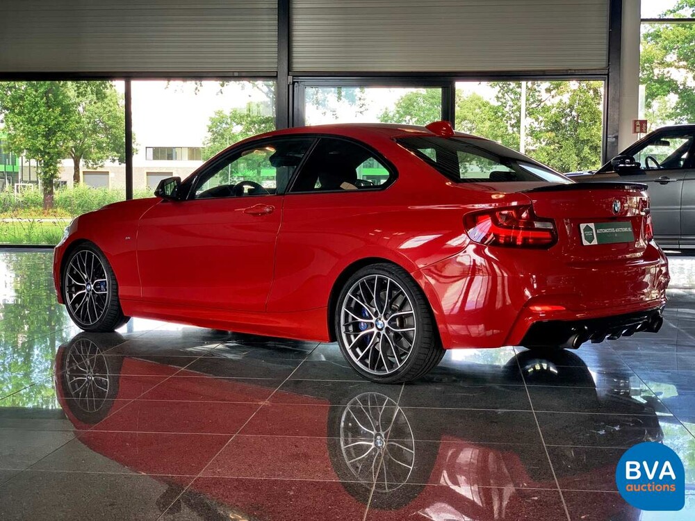 BMW M235i Coupé M-Performance -Handgeschakeld!- 326pk 2014, HG-019-V