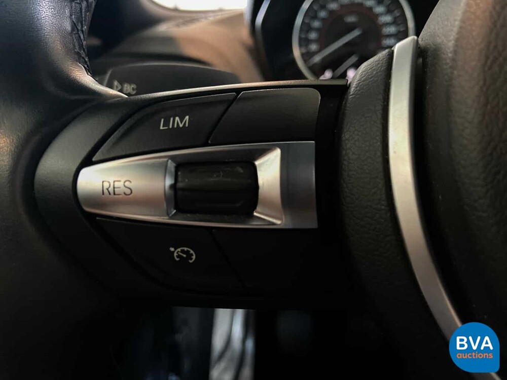 BMW M235i Coupé M-Performance -Handgeschakeld!- 326pk 2014, HG-019-V