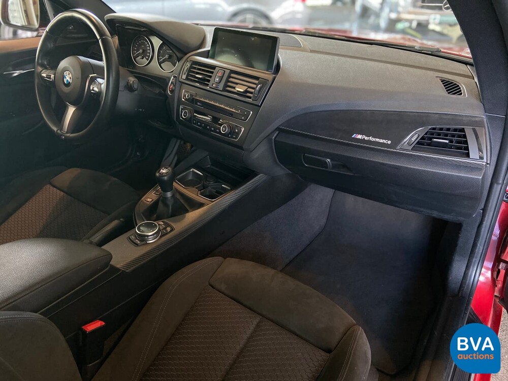 BMW M235i Coupé M-Performance -Handgeschakeld!- 326pk 2014, HG-019-V
