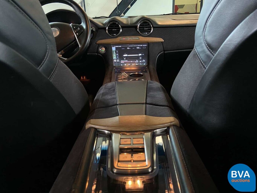 Fisker Karma EcoChic 408pk/1300Nm 2012, 40-XJF-2