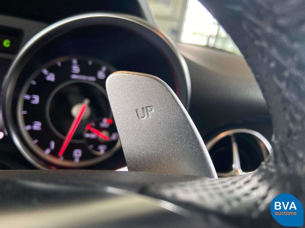 Mercedes-Benz SLK55 AMG 5.5 V8 421pk 2013, TP-585-N