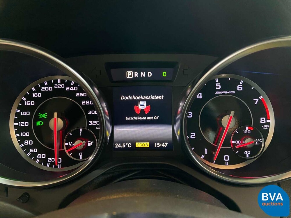 Mercedes-Benz SLK55 AMG 5.5 V8 421pk 2013, TP-585-N