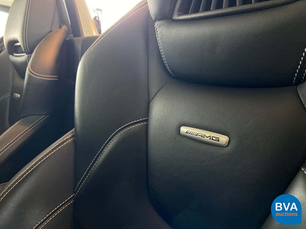 Mercedes-Benz SLK55 AMG 5.5 V8 421pk 2013, TP-585-N