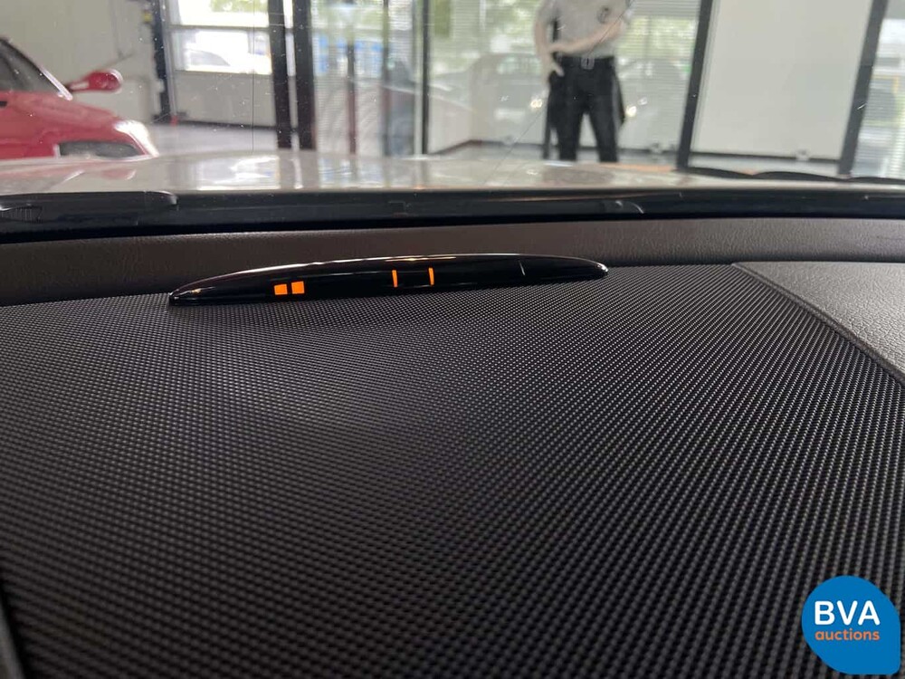 Mercedes-Benz SLK55 AMG 5.5 V8 421pk 2013, TP-585-N