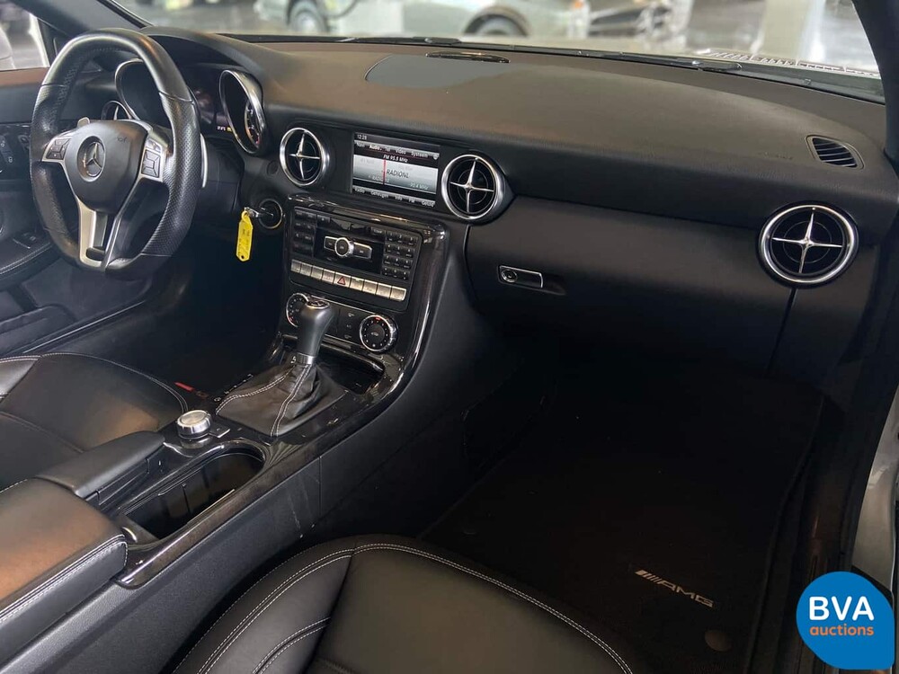 Mercedes-Benz SLK55 AMG 5.5 V8 421pk 2013, TP-585-N