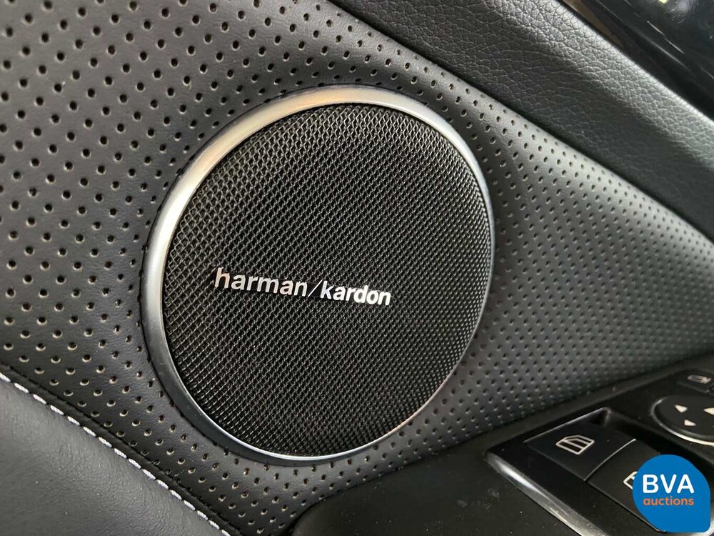 Mercedes-Benz SLK55 AMG 5.5 V8 421pk 2013, TP-585-N