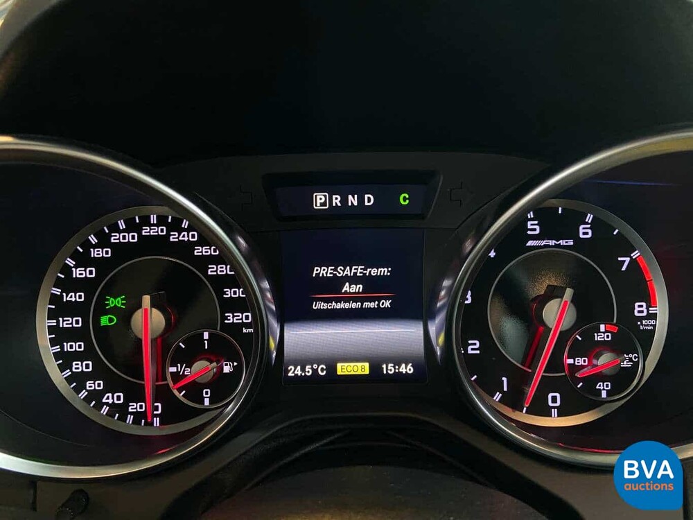 Mercedes-Benz SLK55 AMG 5.5 V8 421pk 2013, TP-585-N
