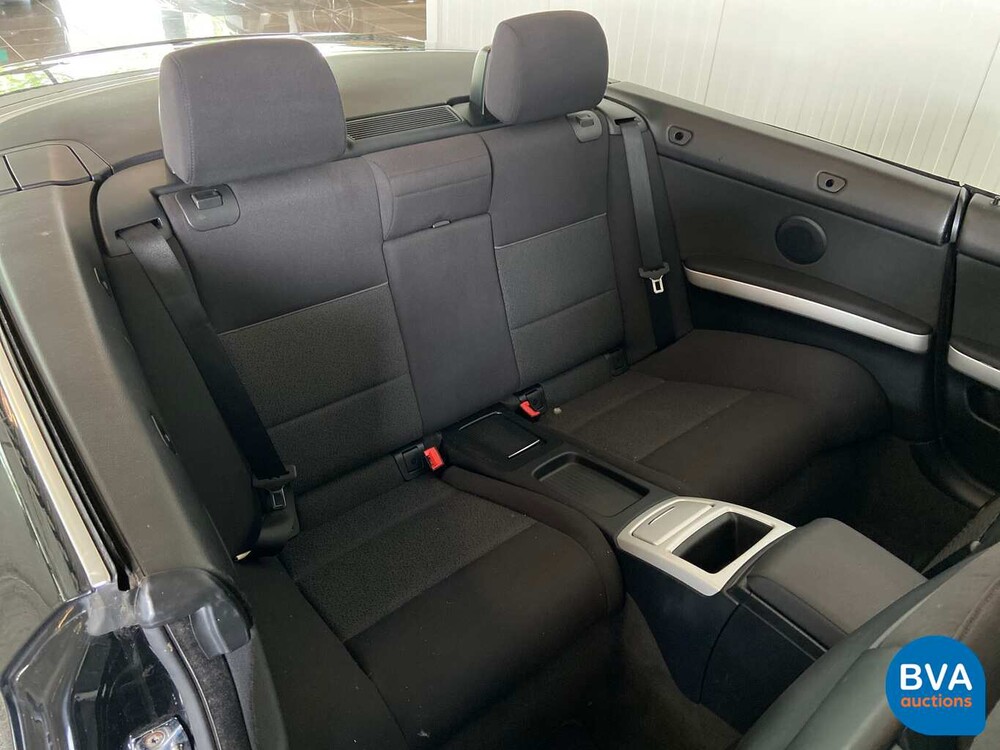 BMW 320i Cabriolet 170pk 3-serie E93 2007, 07-XS-JV