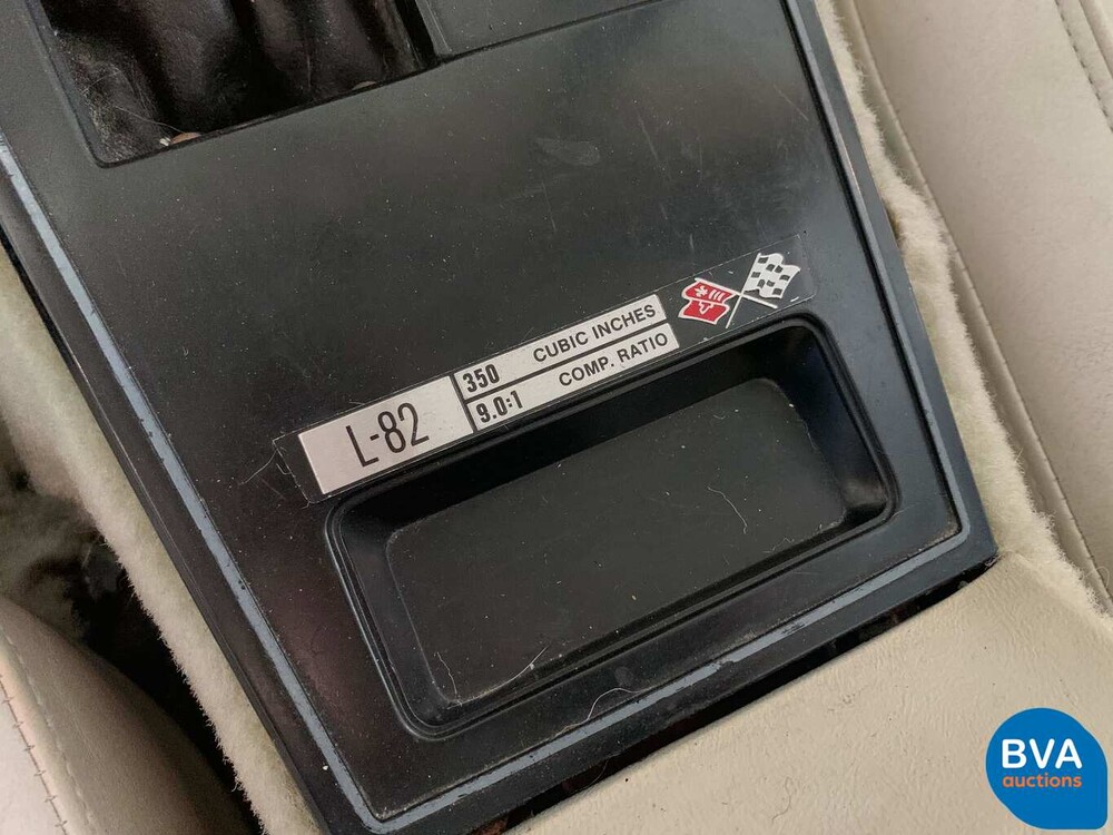 Chevrolet Corvette C3 Targa 25 Anniversary Edition 1978, G-772-LR