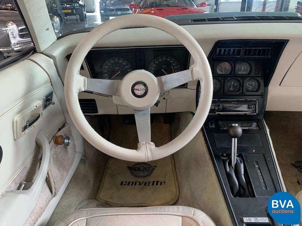 Chevrolet Corvette C3 Targa 25 Anniversary Edition 1978, G-772-LR