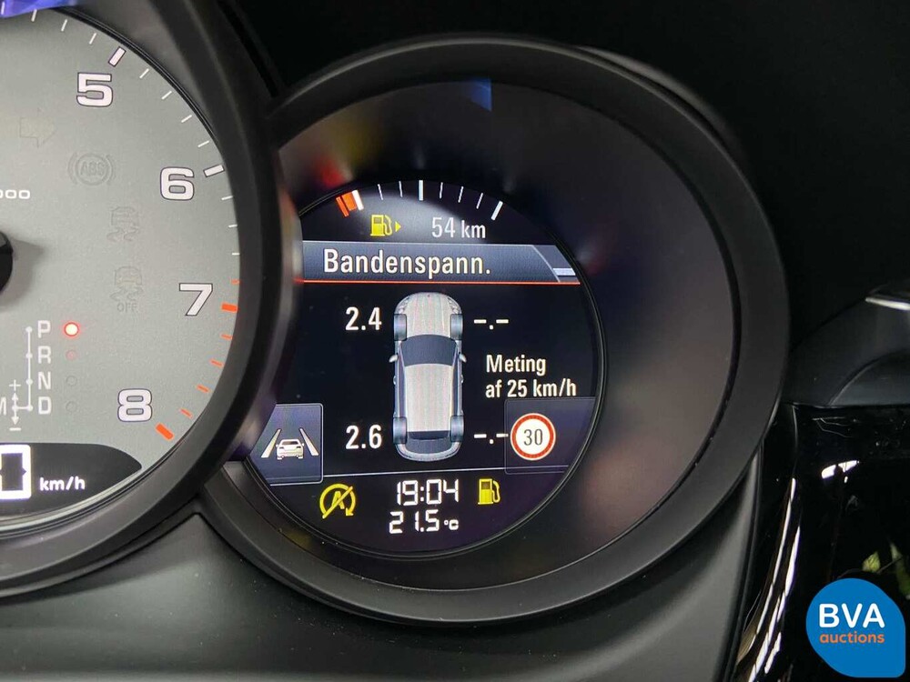 Porsche Macan 3.0 S 354hp V6 Petrol NW-Model -Warranty- 2020.