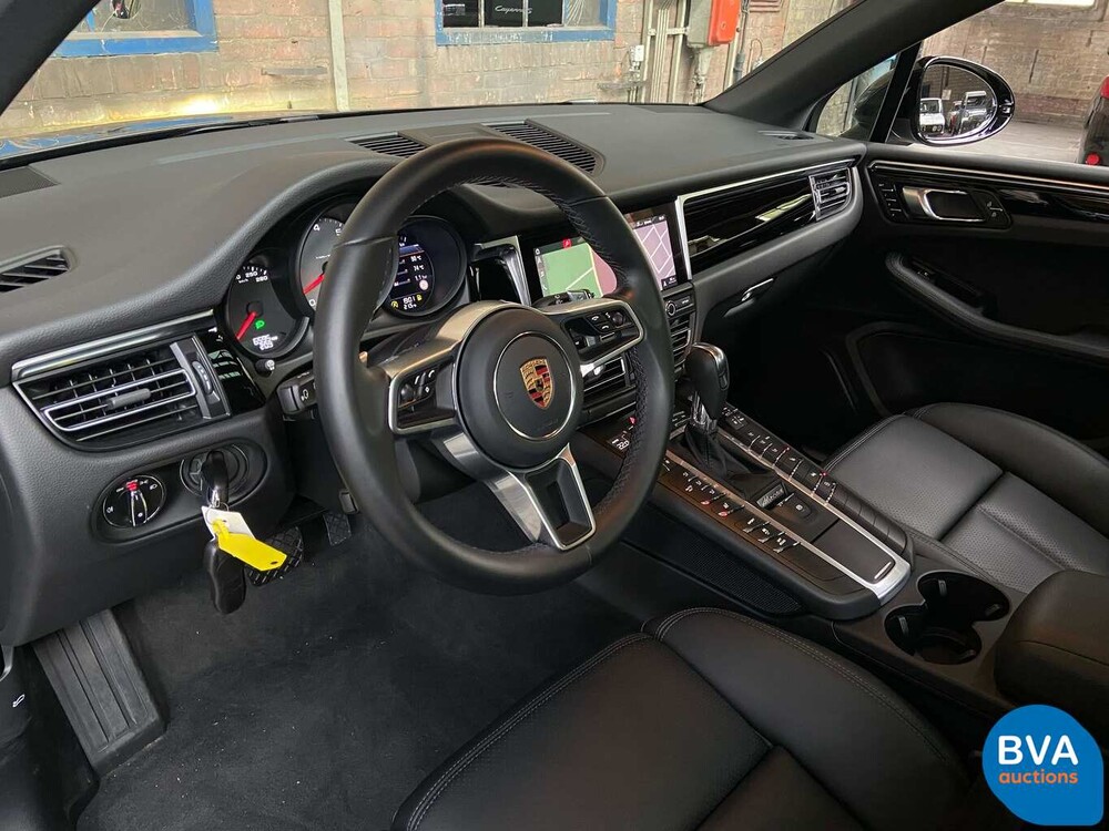 Porsche Macan 3.0 S 354hp V6 Petrol NW-Model -Warranty- 2020.