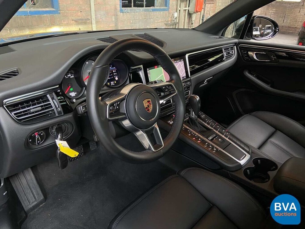 Porsche Macan 3.0 S 354hp V6 Petrol NW-Model -Warranty- 2020.