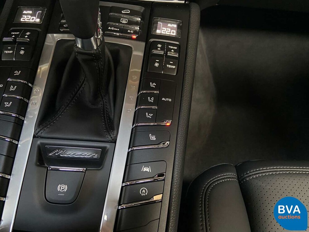 Porsche Macan 3.0 S 354hp V6 Petrol NW-Model -Warranty- 2020.