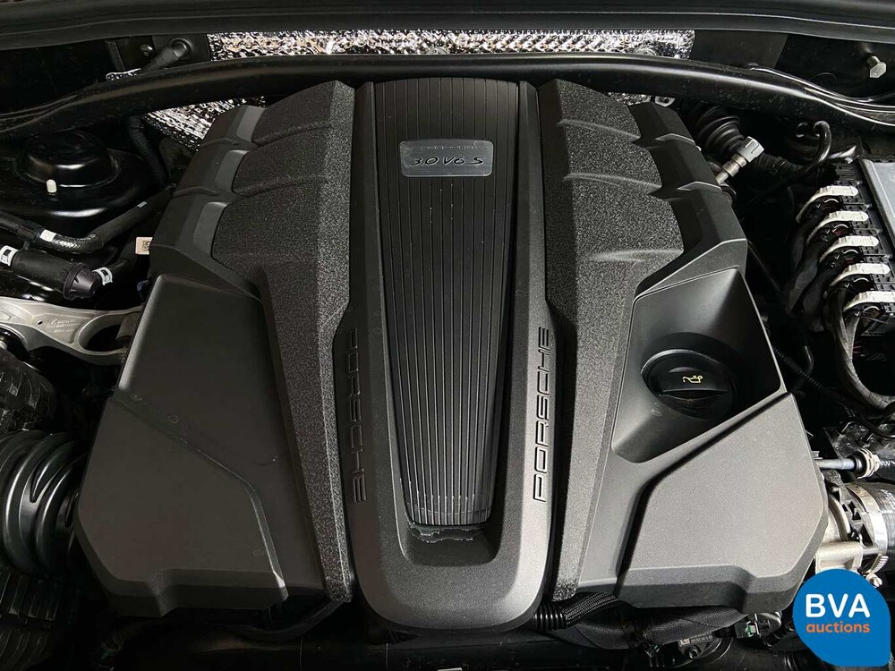 Porsche Macan 3.0 S 354hp V6 Petrol NW-Model -Warranty- 2020.