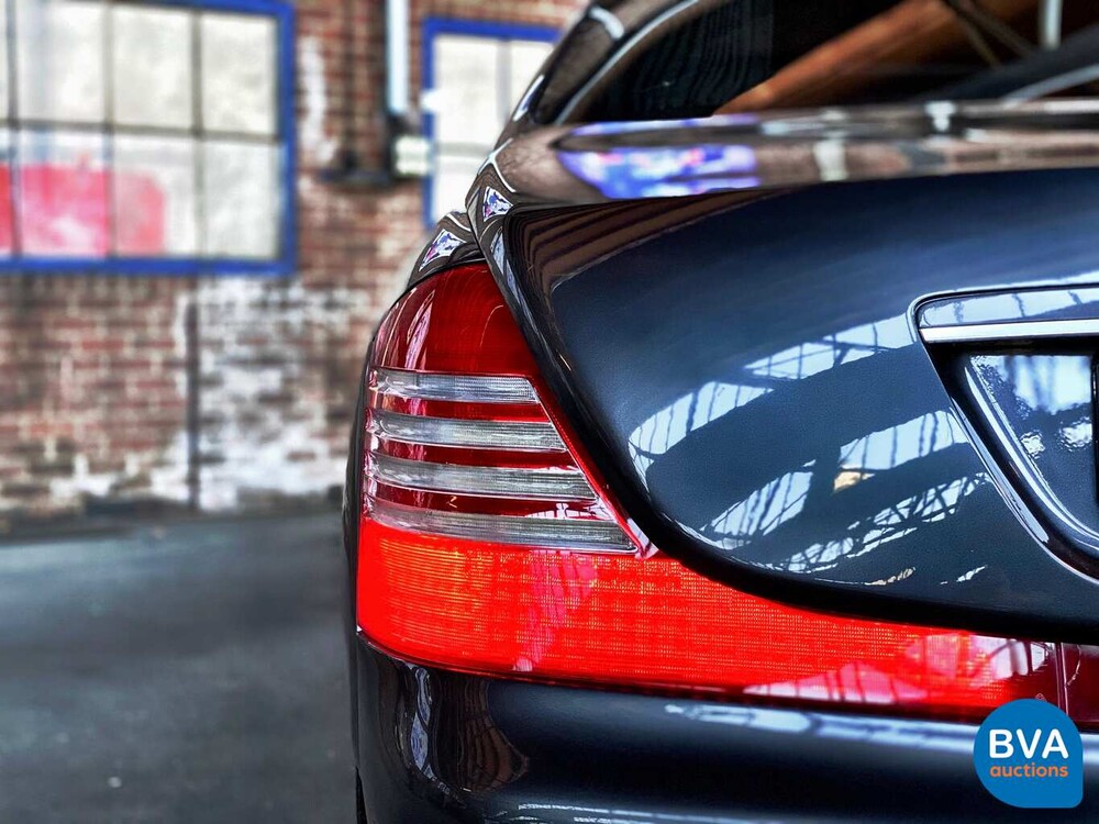 Maybach 57 5.5 V12 550 PS 2007.