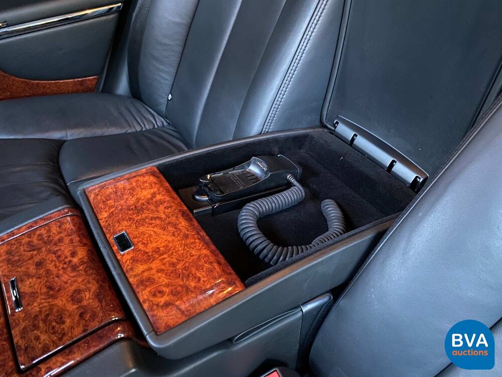 Maybach 57 5.5 V12 550 PS 2007.