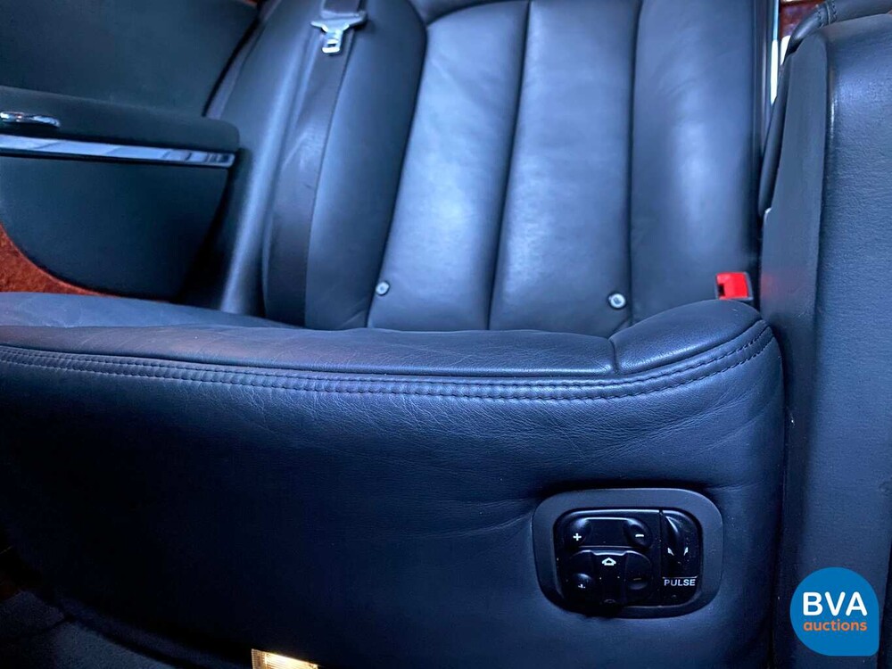 Maybach 57 5.5 V12 550 PS 2007.