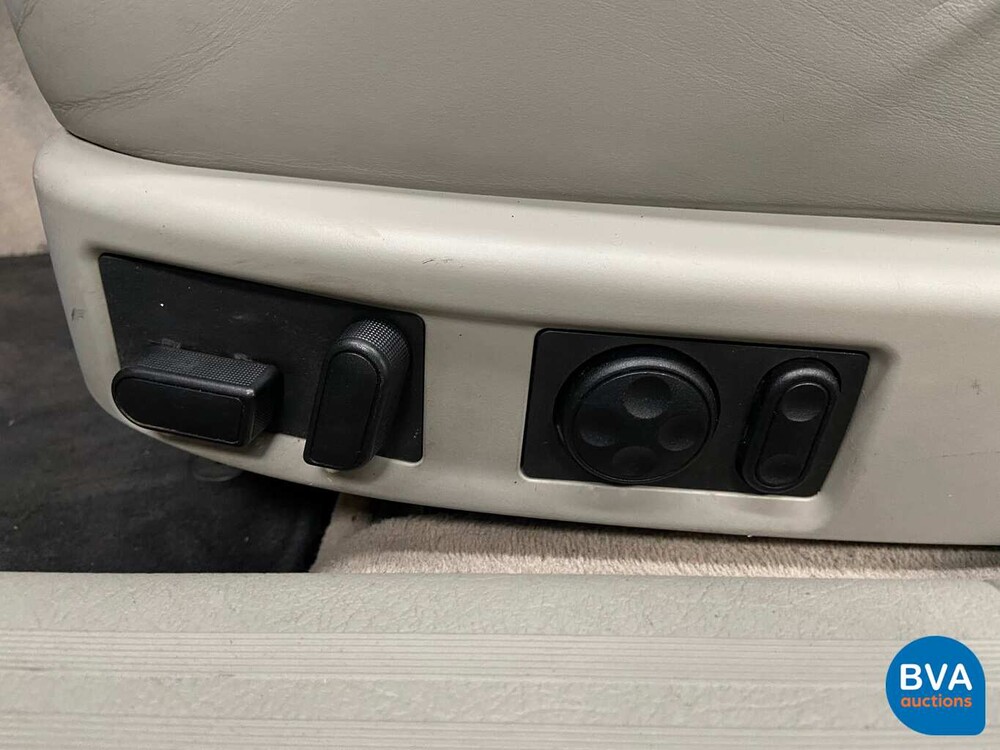 Audi S8 4.2 V8 Quattro Tiptronic5 1998, TJ-XV-11.