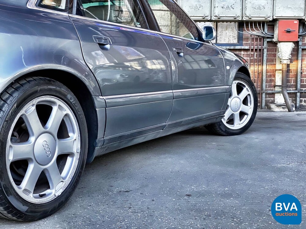 Audi S8 4.2 V8 Quattro Tiptronic5 1998, TJ-XV-11.