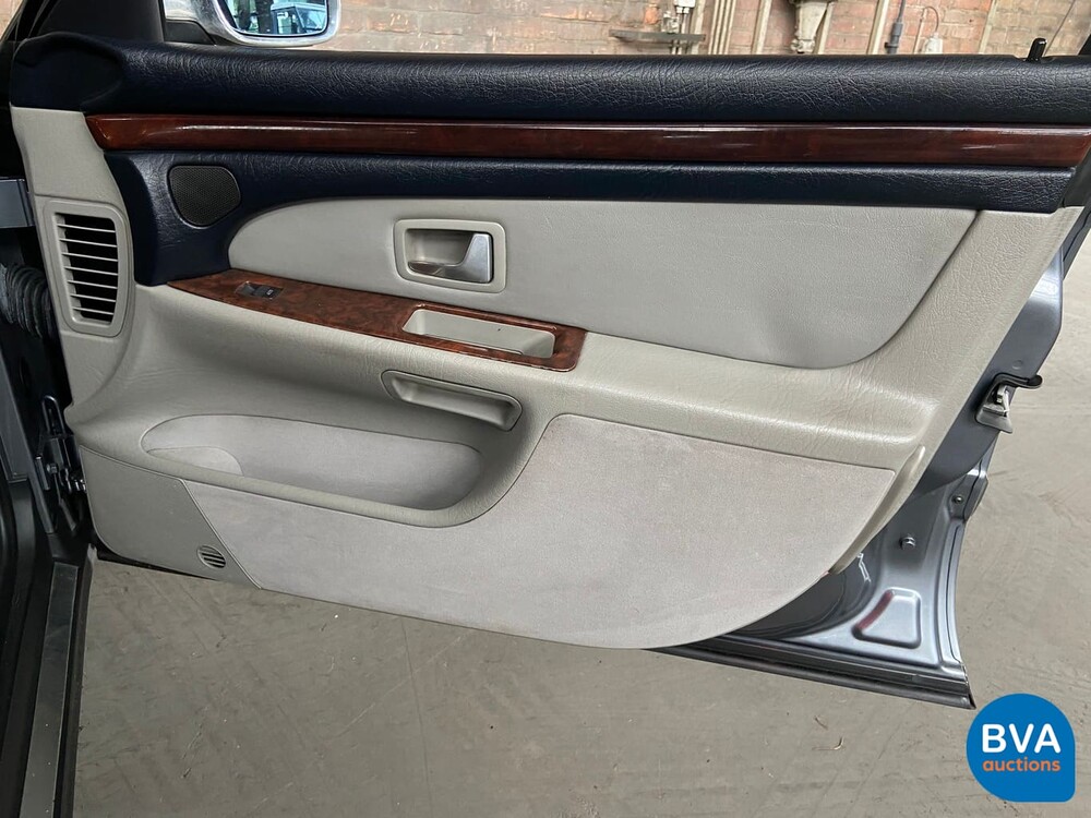 Audi S8 4.2 V8 Quattro Tiptronic5 1998, TJ-XV-11.