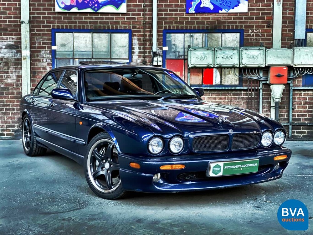 Jaguar XJR Arden 4.0 Aufgeladen 4.0 V8 363 PS 2000, 75-JF-SF.