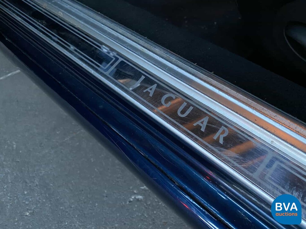 Jaguar XJR Arden 4.0 Aufgeladen 4.0 V8 363 PS 2000, 75-JF-SF.