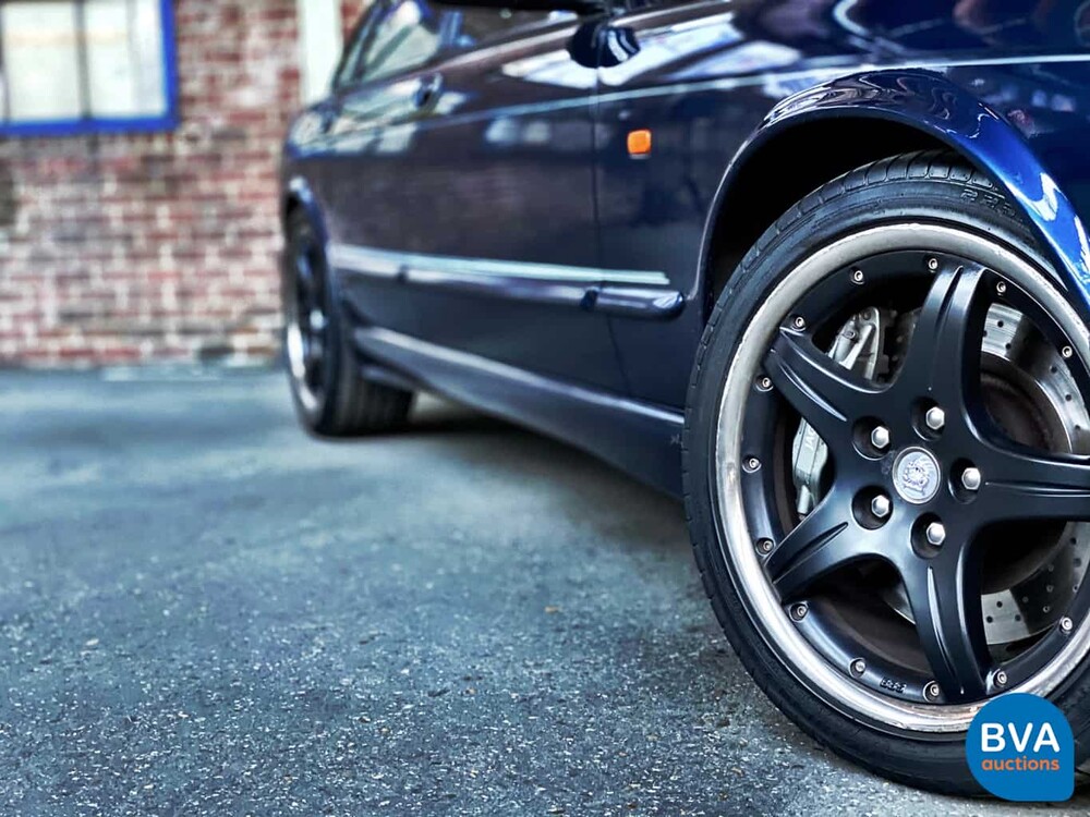 Jaguar XJR Arden 4.0 Aufgeladen 4.0 V8 363 PS 2000, 75-JF-SF.