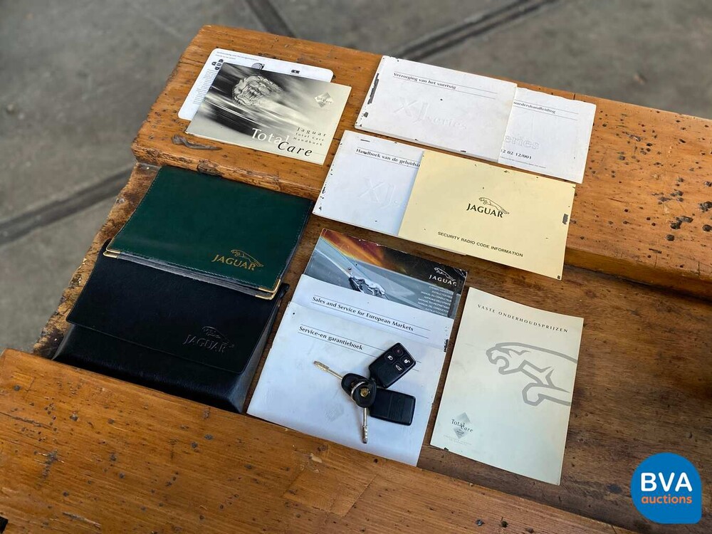 Jaguar XJR Arden 4.0 Aufgeladen 4.0 V8 363 PS 2000, 75-JF-SF.