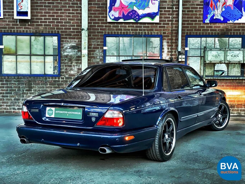 Jaguar XJR Arden 4.0 Aufgeladen 4.0 V8 363 PS 2000, 75-JF-SF.