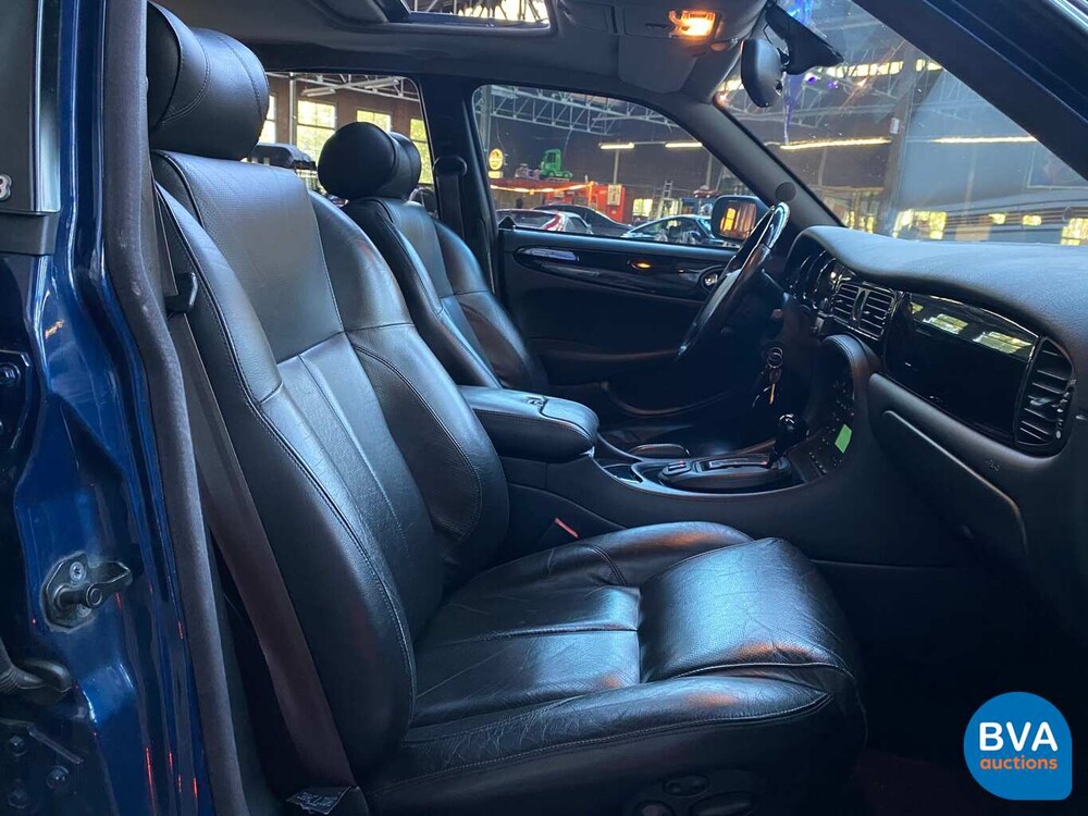 Jaguar XJR Arden 4.0 Aufgeladen 4.0 V8 363 PS 2000, 75-JF-SF.