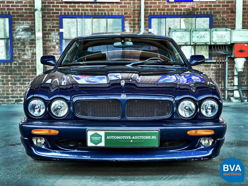 Jaguar XJR Arden 4.0 Aufgeladen 4.0 V8 363 PS 2000, 75-JF-SF.