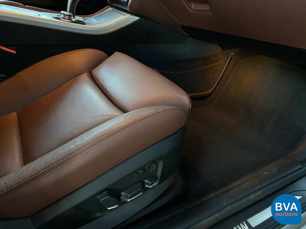 BMW 520i Sedan 184hp 2013, 1-SLH-73.