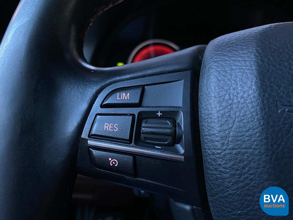 BMW 520i Sedan 184hp 2013, 1-SLH-73.