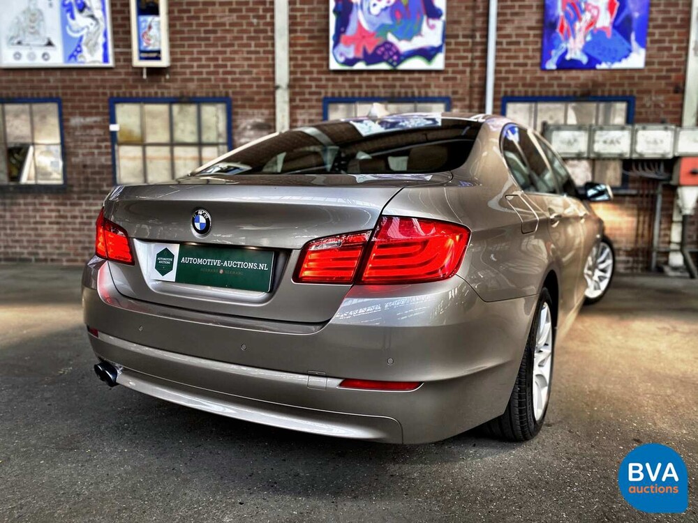 BMW 520i Sedan 184hp 2013, 1-SLH-73.