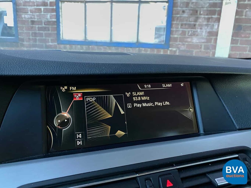 BMW 520i Sedan 184hp 2013, 1-SLH-73.