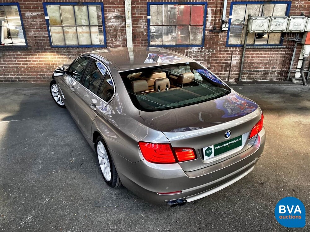BMW 520i Sedan 184hp 2013, 1-SLH-73.