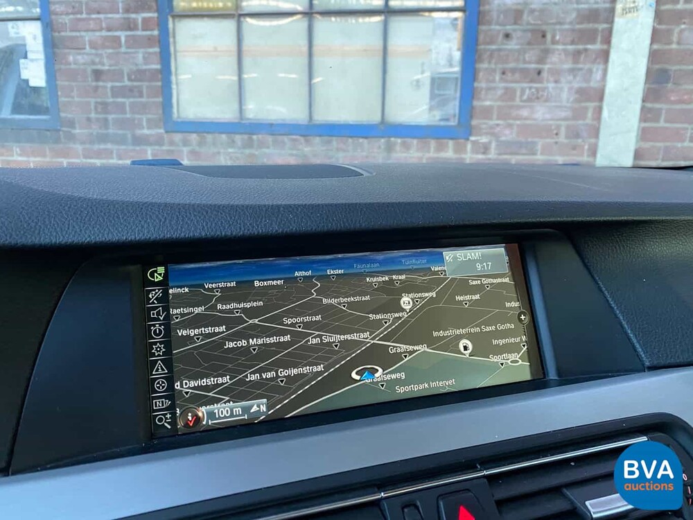 BMW 520i Sedan 184hp 2013, 1-SLH-73.