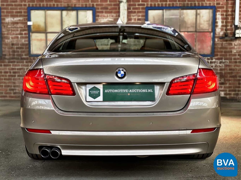 BMW 520i Sedan 184hp 2013, 1-SLH-73.