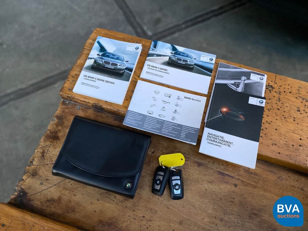 BMW 520i Sedan 184hp 2013, 1-SLH-73.