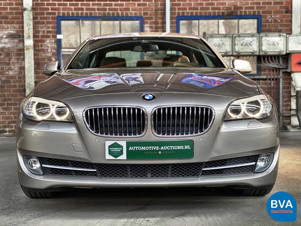 BMW 520i Sedan 184hp 2013, 1-SLH-73.