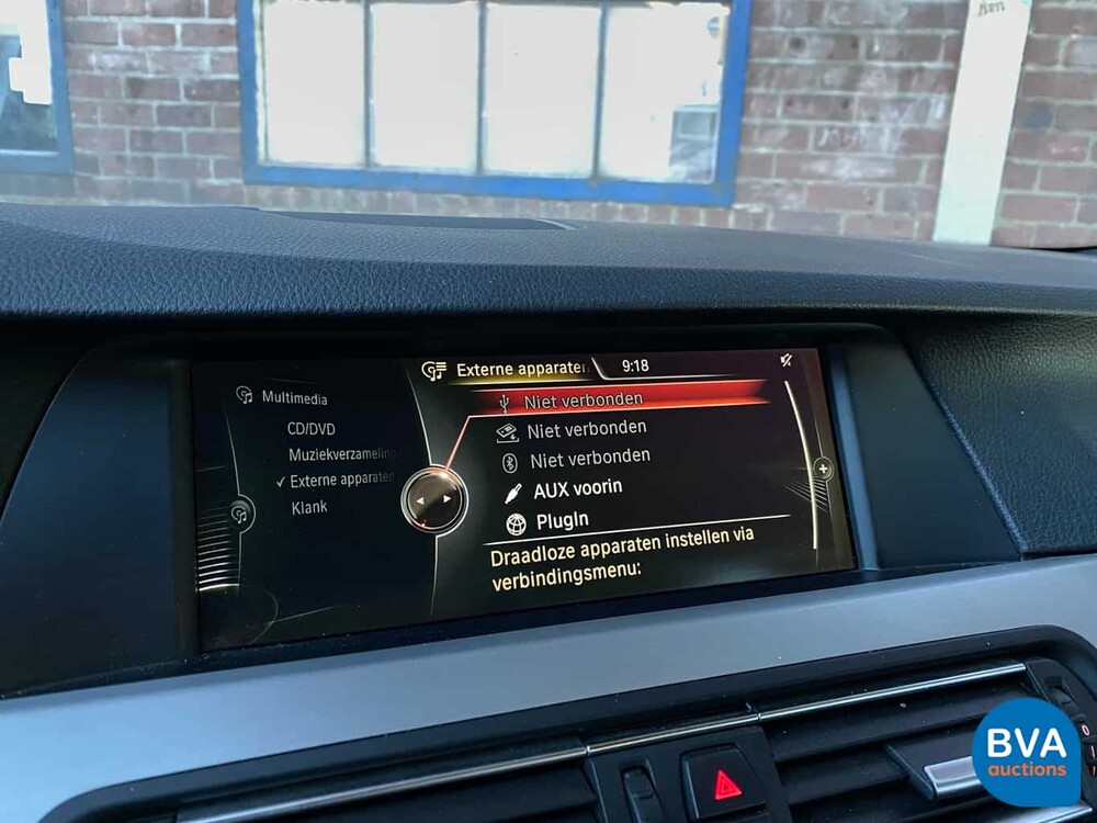 BMW 520i Sedan 184hp 2013, 1-SLH-73.