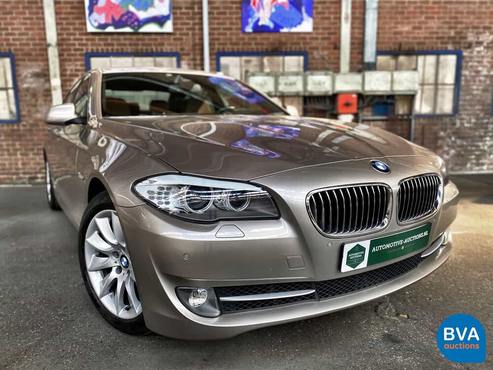 BMW 520i Sedan 184hp 2013, 1-SLH-73.