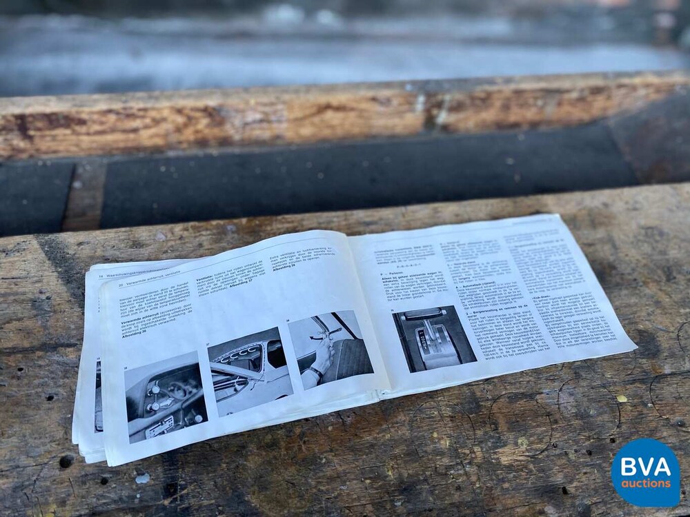 BMW 1802 Touring -Original NL- 1974, 97-AP-14.