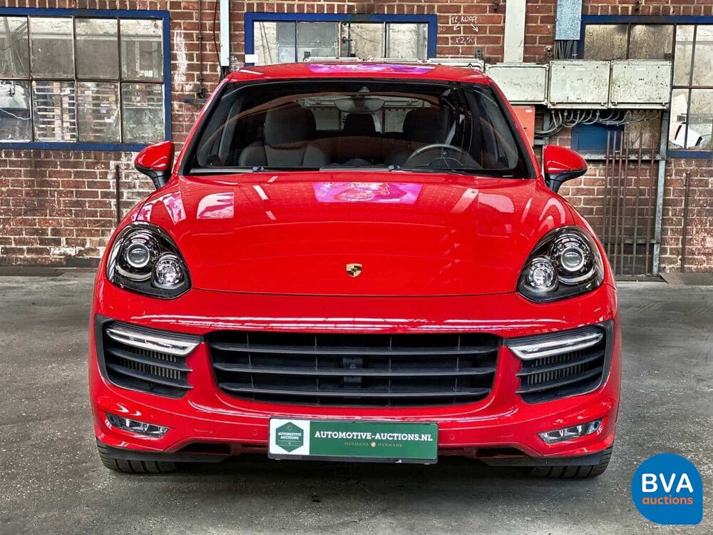 Porsche Cayenne GTS 3.6 V6 440 PS 2015.