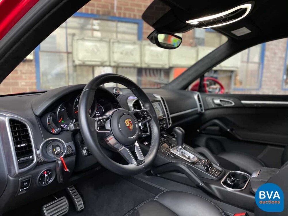 Porsche Cayenne GTS 3.6 V6 440 PS 2015.