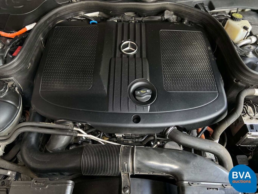 Mercedes-Benz E300 Bluetec Hybrid E-Klasse 2014, 8-XVD-94.
