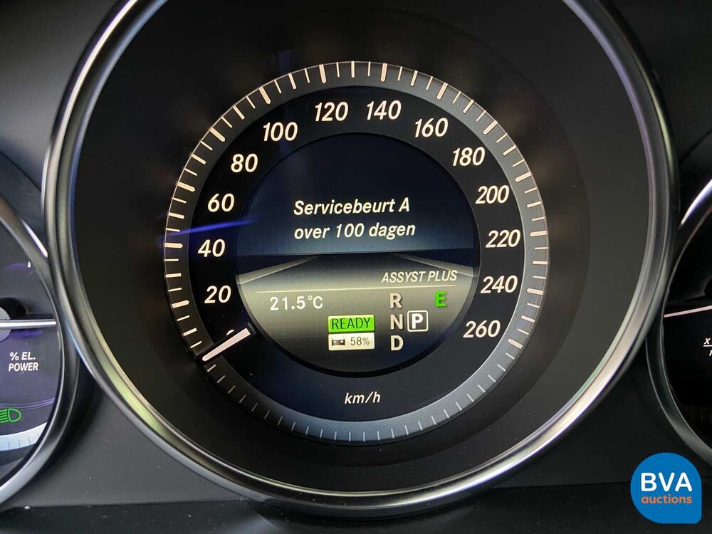 Mercedes-Benz E300 Bluetec Hybrid E-Klasse 2014, 8-XVD-94.