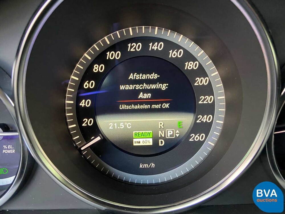 Mercedes-Benz E300 Bluetec Hybrid E-Klasse 2014, 8-XVD-94.