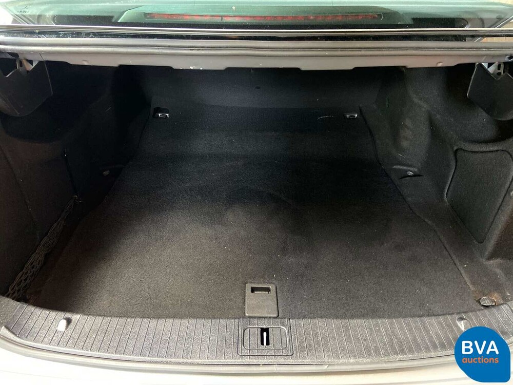 Mercedes-Benz E300 Bluetec Hybrid E-Klasse 2014, 8-XVD-94.